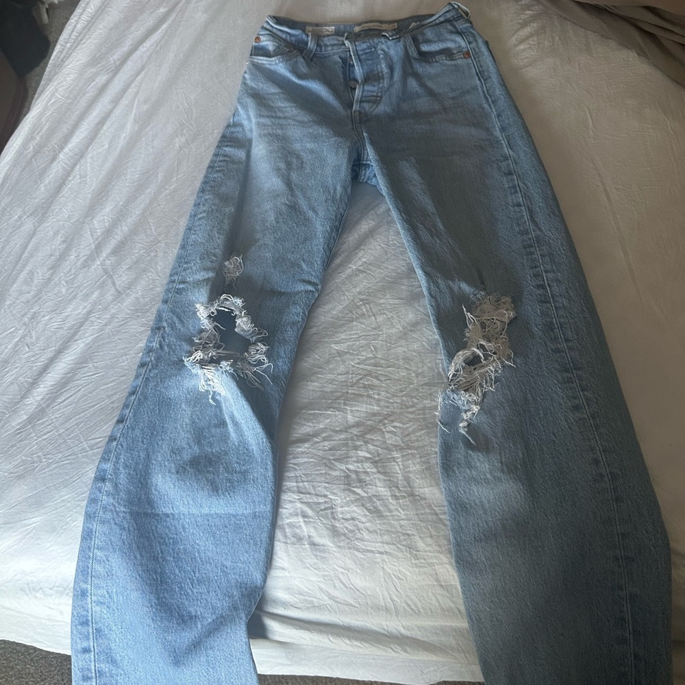 Distressed Light Blue Women's Jeans